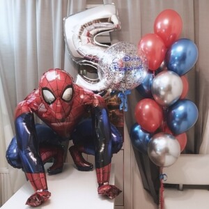 Композиция шаров с цифрой человек паук